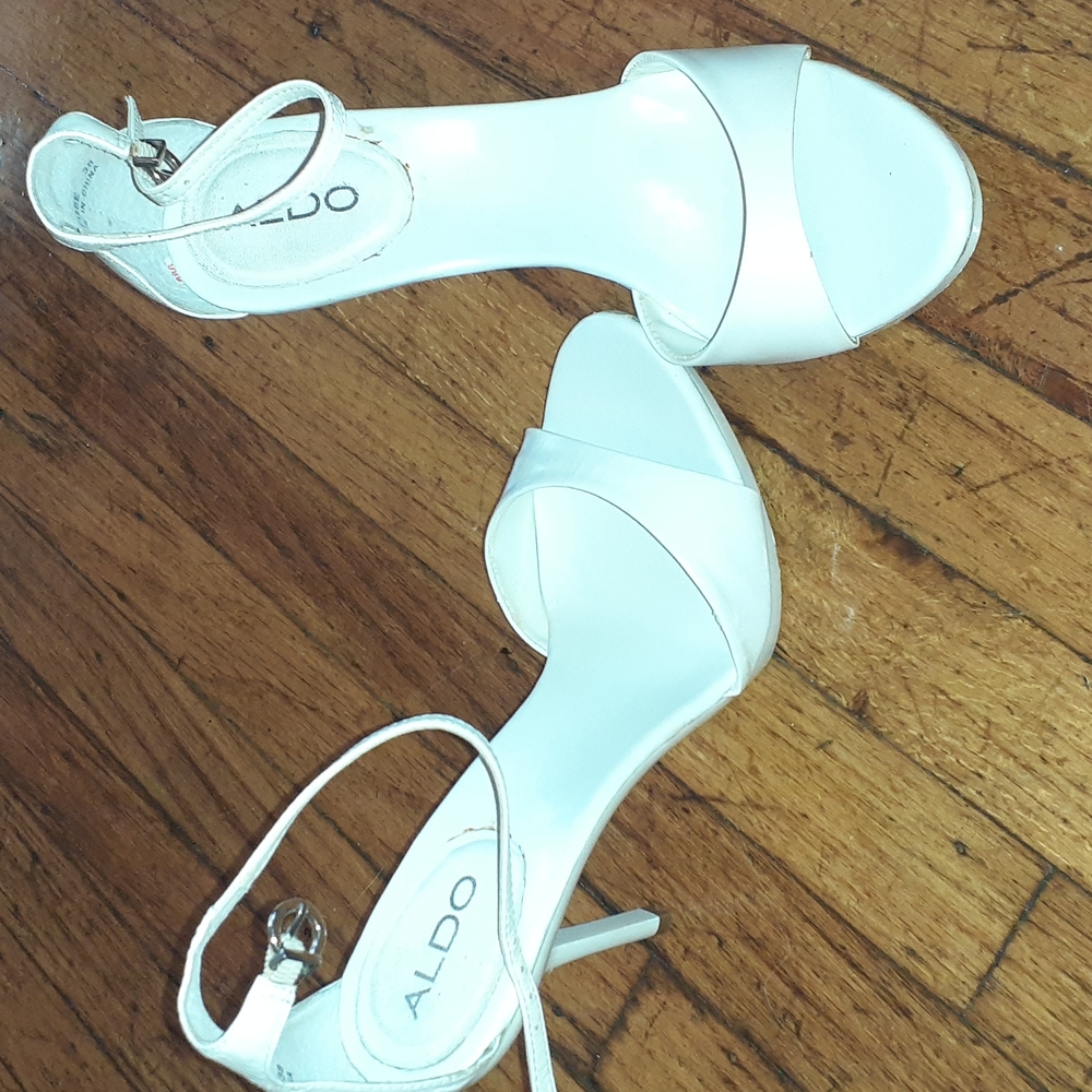 Aldo, White Heels, Size 8